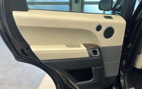 Land Rover Range Rover IV рестайлинг, 2017 год, 3 550 000 рублей, 16 фотография