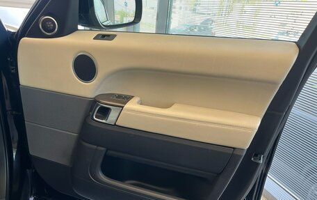 Land Rover Range Rover IV рестайлинг, 2017 год, 3 550 000 рублей, 19 фотография