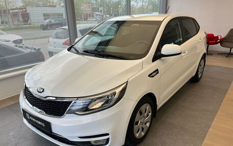 KIA Rio III рестайлинг, 2016 год, 1 010 000 рублей, 2 фотография