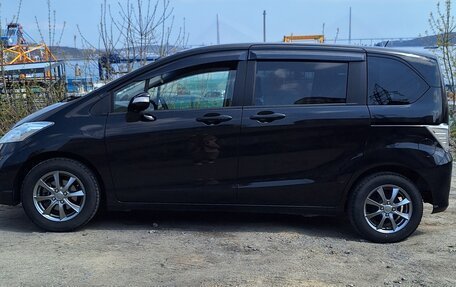 Honda Freed I, 2013 год, 1 450 000 рублей, 14 фотография