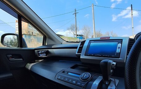 Honda Freed I, 2013 год, 1 450 000 рублей, 13 фотография