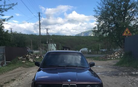 BMW 3 серия, 1984 год, 260 000 рублей, 9 фотография