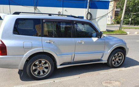 Mitsubishi Pajero III рестайлинг, 2004 год, 860 000 рублей, 3 фотография