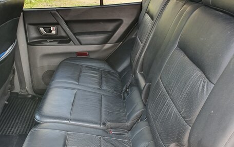 Mitsubishi Pajero III рестайлинг, 2004 год, 860 000 рублей, 13 фотография