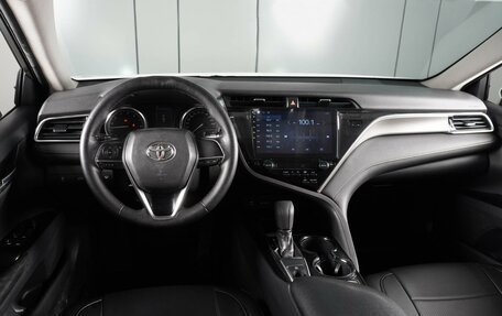 Toyota Camry, 2018 год, 2 229 000 рублей, 6 фотография