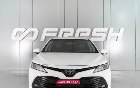 Toyota Camry, 2018 год, 2 229 000 рублей, 3 фотография