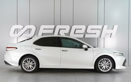Toyota Camry, 2018 год, 2 369 000 рублей, 5 фотография