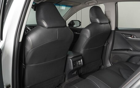 Toyota Camry, 2018 год, 2 369 000 рублей, 11 фотография