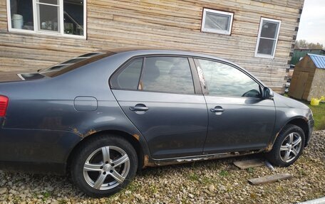Volkswagen Jetta VI, 2007 год, 300 000 рублей, 4 фотография