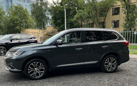 Mitsubishi Outlander III рестайлинг 3, 2015 год, 2 850 000 рублей, 2 фотография