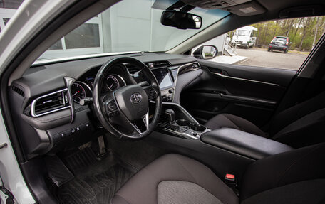Toyota Camry, 2019 год, 2 460 000 рублей, 14 фотография