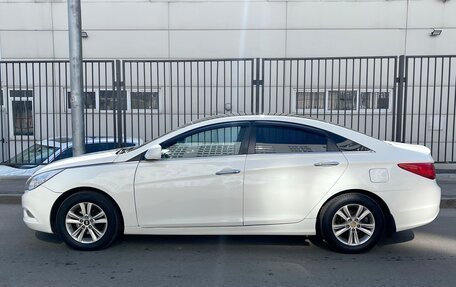 Hyundai Sonata VI, 2011 год, 845 000 рублей, 4 фотография