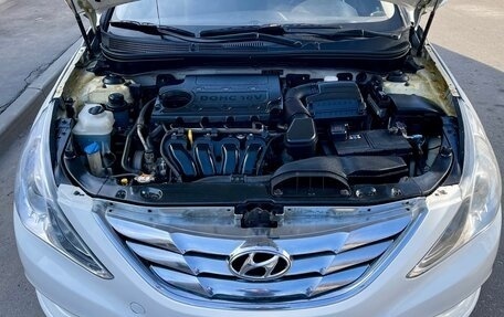 Hyundai Sonata VI, 2011 год, 845 000 рублей, 23 фотография