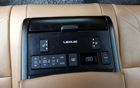 Lexus ES VII, 2021 год, 3 000 000 рублей, 13 фотография