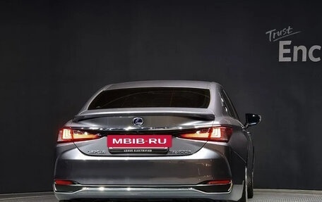 Lexus ES VII, 2021 год, 3 000 000 рублей, 4 фотография