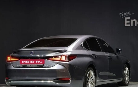 Lexus ES VII, 2021 год, 3 000 000 рублей, 3 фотография