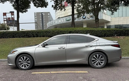 Lexus ES VII, 2022 год, 3 300 000 рублей, 3 фотография