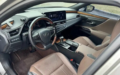 Lexus ES VII, 2022 год, 3 300 000 рублей, 9 фотография