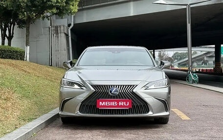 Lexus ES VII, 2022 год, 3 300 000 рублей, 2 фотография