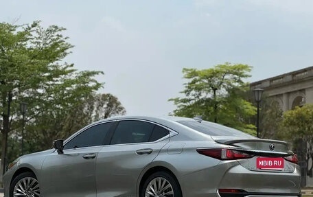Lexus ES VII, 2022 год, 3 300 000 рублей, 6 фотография