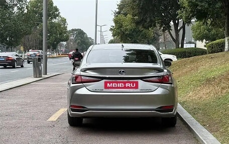 Lexus ES VII, 2022 год, 3 300 000 рублей, 5 фотография
