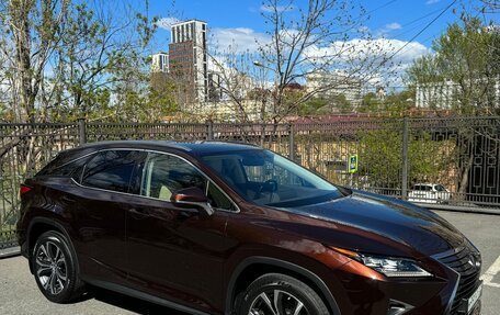 Lexus RX IV рестайлинг, 2018 год, 4 500 000 рублей, 5 фотография