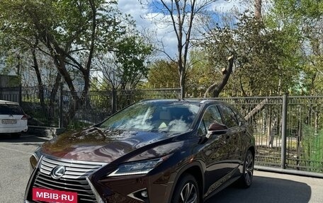 Lexus RX IV рестайлинг, 2018 год, 4 500 000 рублей, 8 фотография