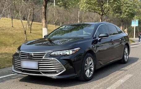 Toyota Avalon, 2022 год, 2 126 000 рублей, 1 фотография