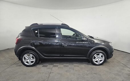 Renault Sandero II рестайлинг, 2017 год, 1 000 000 рублей, 4 фотография
