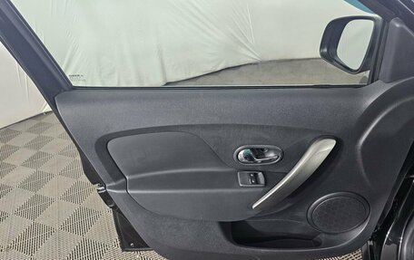 Renault Sandero II рестайлинг, 2017 год, 1 000 000 рублей, 8 фотография