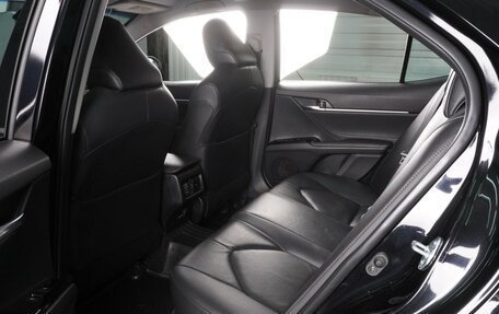 Toyota Camry, 2019 год, 3 300 000 рублей, 11 фотография