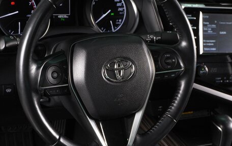 Toyota Camry, 2019 год, 3 300 000 рублей, 18 фотография