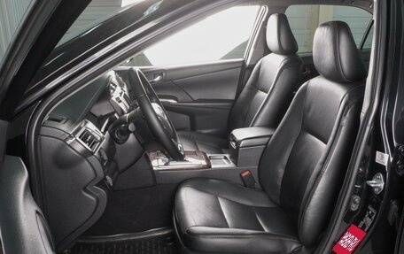 Toyota Camry, 2015 год, 2 520 000 рублей, 10 фотография