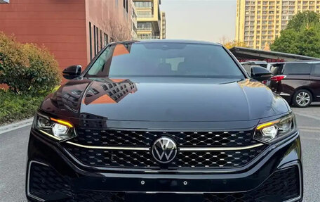 Volkswagen Passat B8 рестайлинг, 2022 год, 1 950 099 рублей, 2 фотография