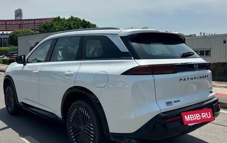 Nissan Pathfinder, 2024 год, 3 970 000 рублей, 4 фотография