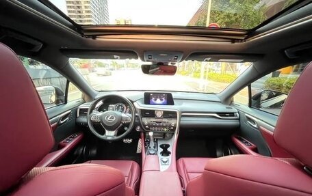 Lexus RX IV рестайлинг, 2017 год, 3 638 000 рублей, 2 фотография