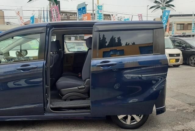 Honda Freed I, 2011 год, 820 000 рублей, 8 фотография