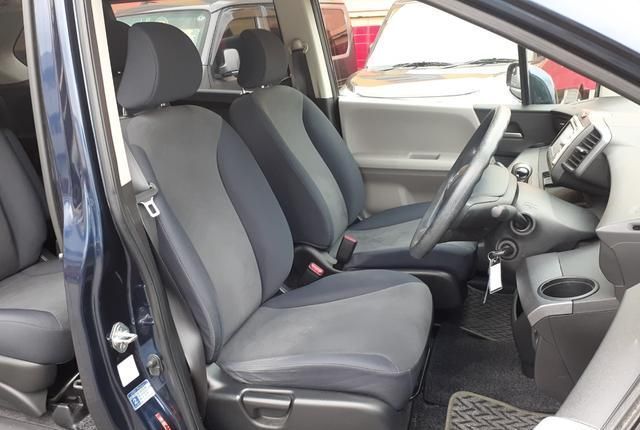 Honda Freed I, 2011 год, 820 000 рублей, 13 фотография