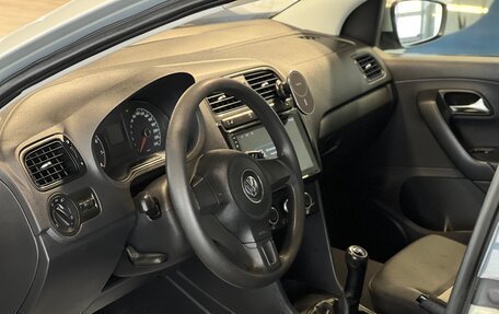 Volkswagen Polo VI (EU Market), 2012 год, 635 000 рублей, 14 фотография