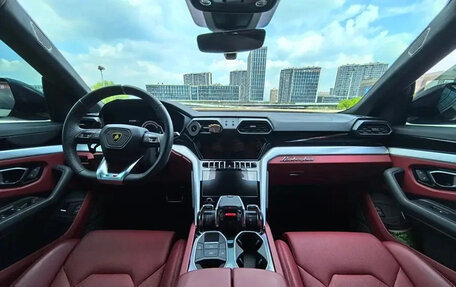 Lamborghini Urus I, 2021 год, 20 700 696 рублей, 8 фотография