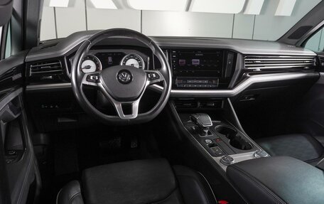 Volkswagen Touareg III, 2020 год, 5 379 000 рублей, 6 фотография