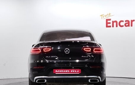 Mercedes-Benz GLC Coupe, 2021 год, 3 798 000 рублей, 4 фотография