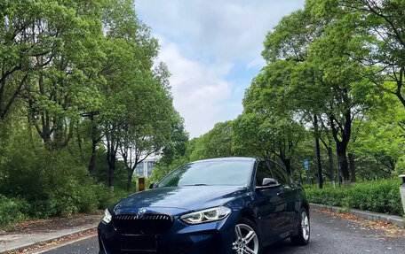 BMW 1 серия, 2022 год, 1 720 099 рублей, 2 фотография