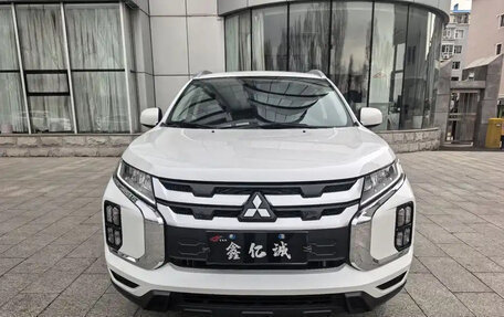 Mitsubishi ASX I рестайлинг, 2022 год, 1 600 000 рублей, 2 фотография
