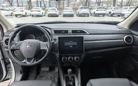 Mitsubishi ASX I рестайлинг, 2022 год, 1 600 000 рублей, 7 фотография