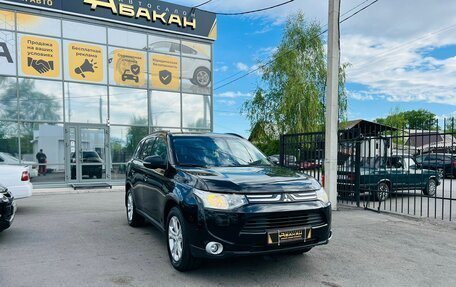 Mitsubishi Outlander III рестайлинг 3, 2013 год, 1 599 000 рублей, 4 фотография