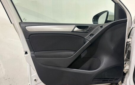 Volkswagen Golf VI, 2011 год, 950 000 рублей, 14 фотография