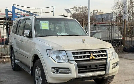 Mitsubishi Pajero IV, 2021 год, 4 350 000 рублей, 3 фотография