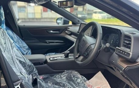 Toyota Crown, 2025 год, 6 950 007 рублей, 15 фотография