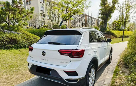 Volkswagen T-Roc I, 2022 год, 1 620 099 рублей, 4 фотография